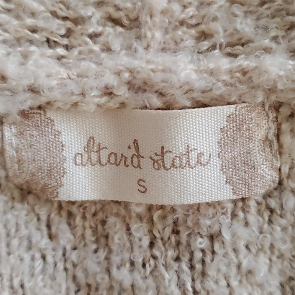 Altar'd State cropped button cardigan - Picture 4 of 5
